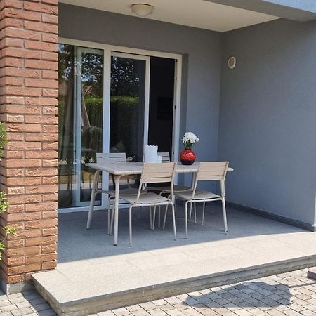 Casa Emma With Pool Apartment Porec Exterior photo